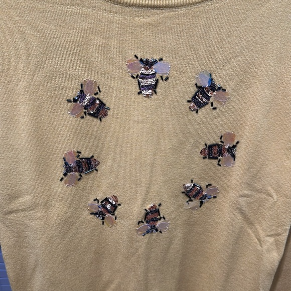 Vinizbena Mustard Bee 🐝 Sweater (S) - Picture 4 of 12